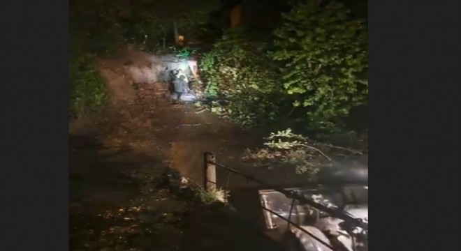 Ardeşen de heyelan