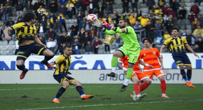 Ertelenen maçı Ankaragücü kazandı: 2-1