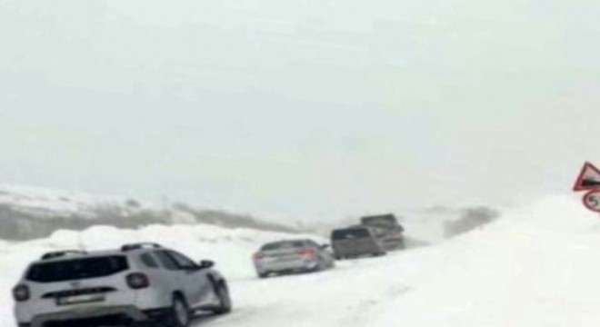 Erzincan yolunda zincirleme kaza