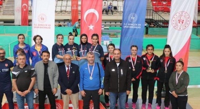 Erzurum Türk Telekomspor masa tenisinde 3. oldu