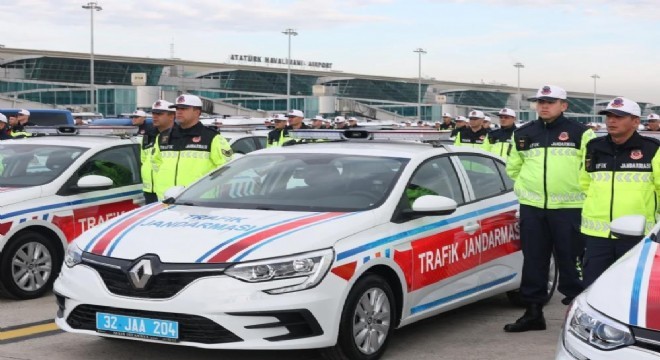Erzurum da polis ve jandarmaya araç takviyesi