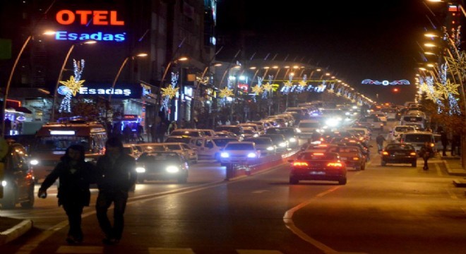 Erzurum trafiğine her gün 8 otomobil katılıyor