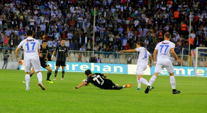 Erzurumspor – BJK maçını Öğretmenoğlu yönetecek