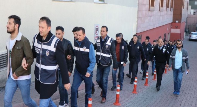 FETÖ askeri mahrem yapılanmasında 9 tutuklama