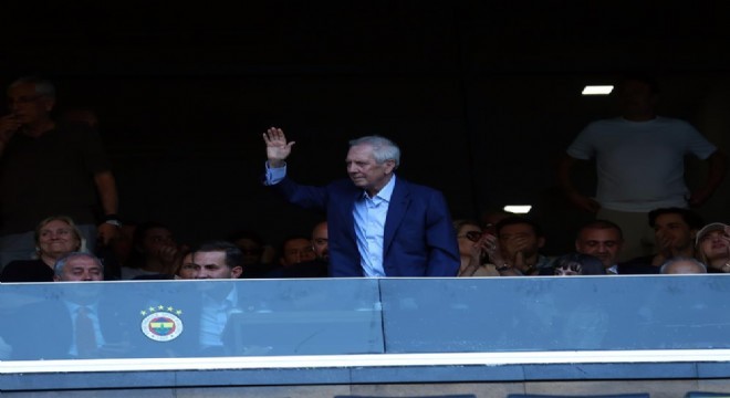 Fenerbahçeliler vefayı  Aziz  bildi
