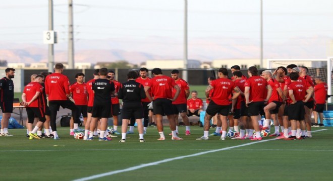Milli Takımda Paraguay maçının hazırlıkları başladı
