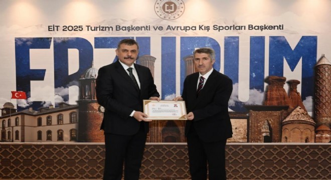 Prof. Dr. Koçak Erzurum a veda etti