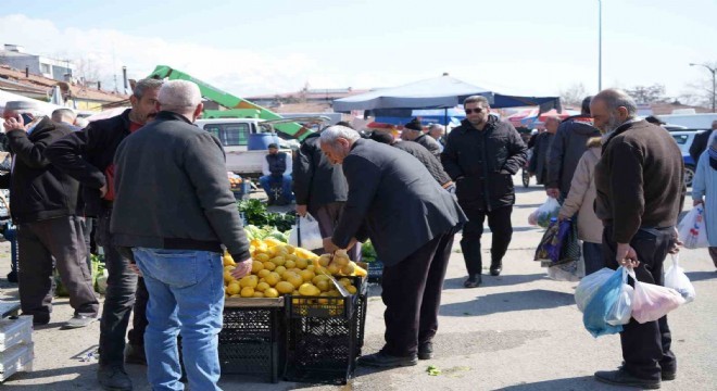 Ticaret satış hacmi yıllık yüzde 7,6 arttı