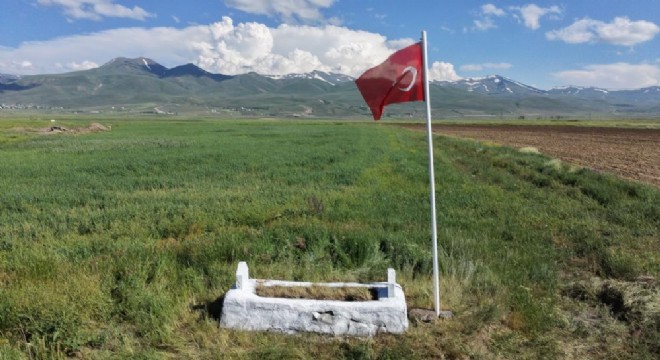 Tınazlı ve Yarımcalılardan Şehide vefa