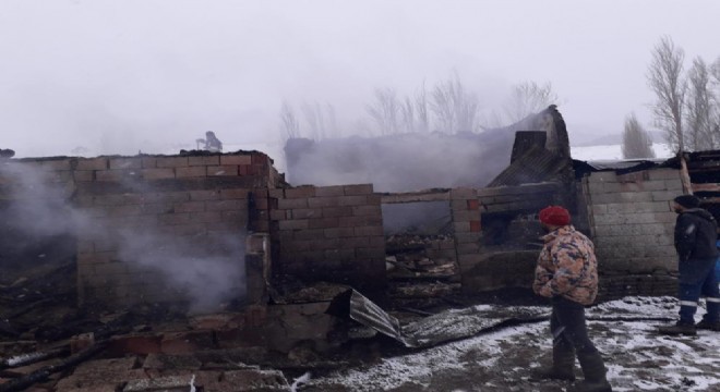 Uzundere Yayla da yangın