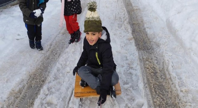 Van da eğitime kar engeli