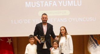 Alkışlar Kaptan Mustafa Yumlu için