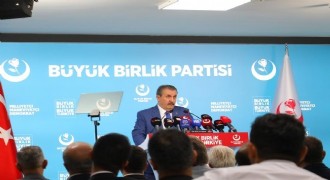 Destici: 'Türkiye'nin kaderini ancak Yüce Allah yazar’