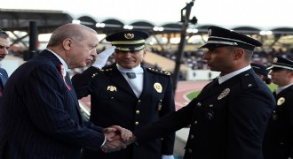 Erdoğan: Şehitlerimizi kemal-i hürmetle yad ediyorum
