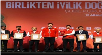 Erzurum Kızılay’a üç ödül