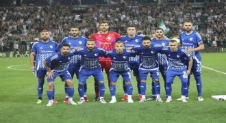 Erzurumspor 11 futbolcuyla yollarını ayırdı