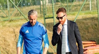Erzurumspor'da transferler gelecek için