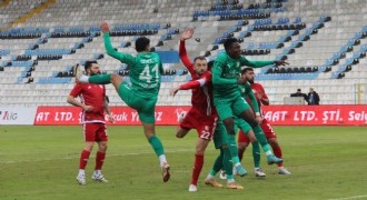 Erzurumspor dış, Bodrum FK iç sahada lider