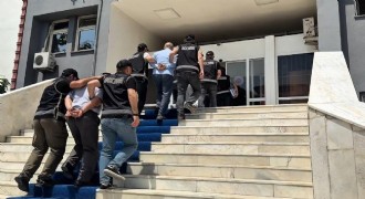 Rüşvet soruşturmasında 2 tutuklama