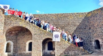 Tabyalarda tarih dersi geleneği devam ediyor