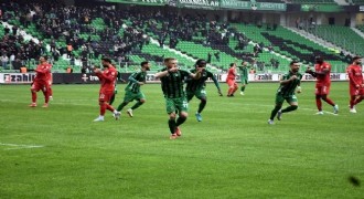 Trendyol 1. Lig: Sakaryaspor: 2 - Çorum FK: 1