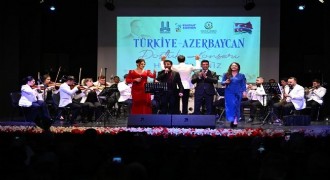 Türkiye - Azerbaycan Erzurum'da tek yürek oldu