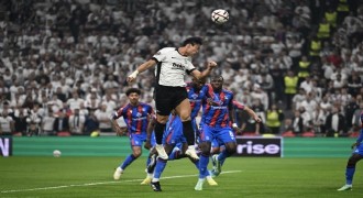 UEFA Avrupa Ligi: Beşiktaş: 2 - Crystal Palace: 2
