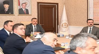 Uzundere'de heyelan gündemi