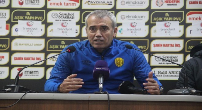 Özdeş: Şimdi önümüzde Erzurumspor maçı var