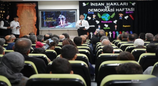 İnsan Hakları Günü nde Filistin ve Doğu Türkistan