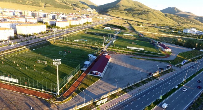 ‘Erzurum, EURO 2024 kamp merkezi olmaya hazır’